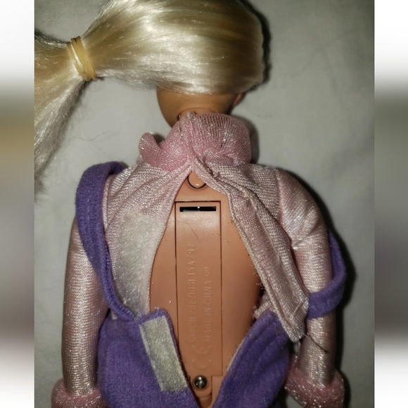 :vintage GIOCHI PREZIOSI Walking Tanya doll No baby or stroller barbie size doll - Picture 9 of 11